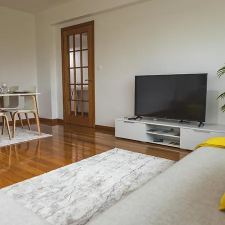 아파트 Azores Golden