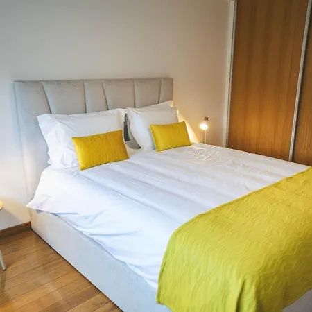 Azores Golden * Ponta Delgada (Sao Miguel)
